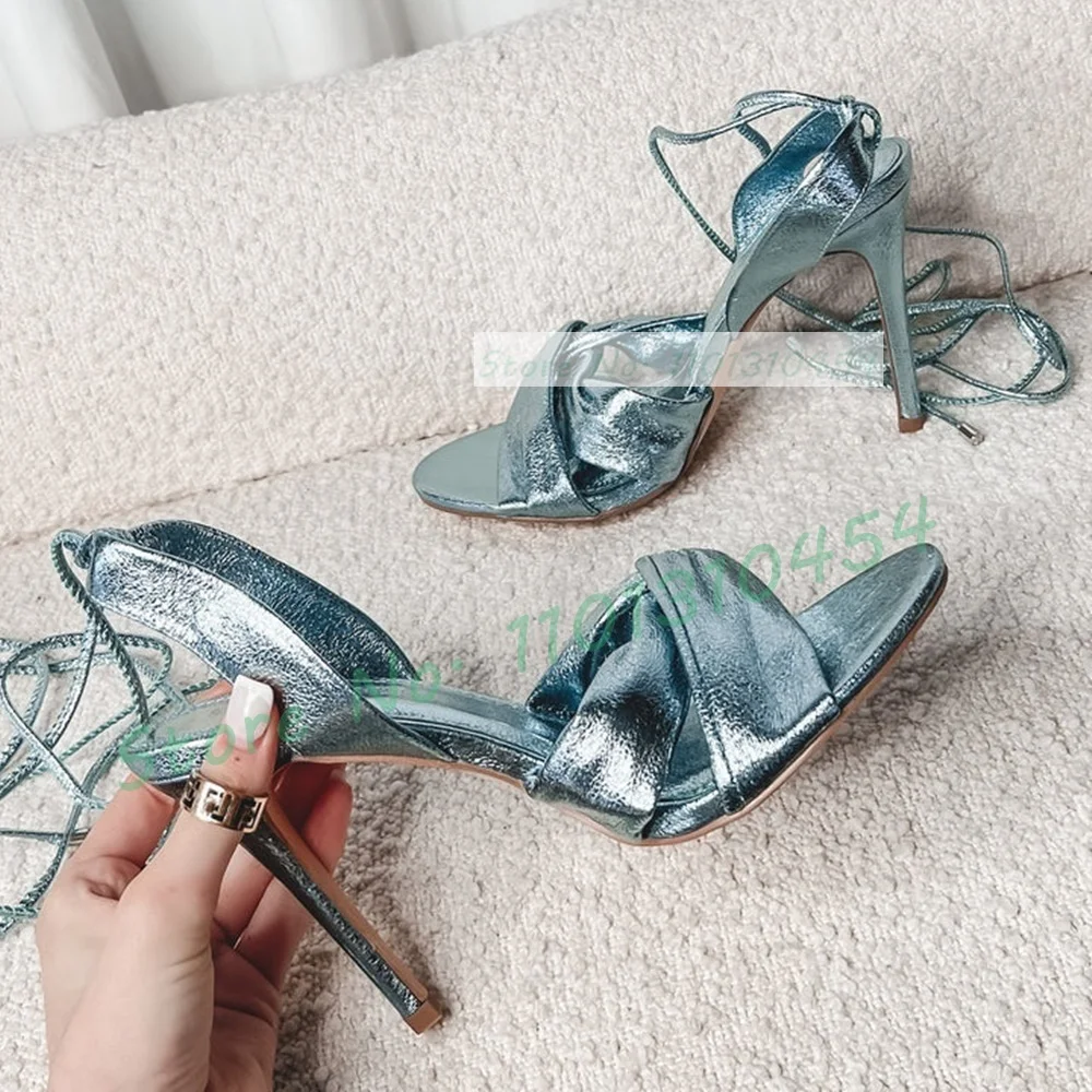 Metallic Blue Wrap Heeled Sand - Crossfit Lady recension och pris